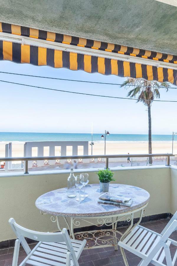 Apt En El Mar Apartment Cadiz Exterior photo